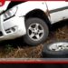 අධික වේගයෙන් ගිය කැබ් රථයක රෝදයකුත් ගැලවෙයි