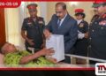 ආරක්ෂක නියෝජ්‍ය ඇමැති  අරුණ ජයසේකර  මිහිඳු සෙත් මැදුරේ  රණවිරුවන්ගේ සුවදුක් විමසයි