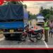 අඹන්පොළදී යතුරුපැදියක් ලොරියක ගැටී පුද්ගලයෙකු ජීවිතක්ෂයට