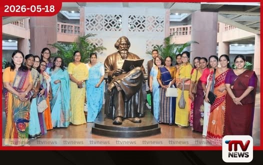 ඉන්දියාවේ නිල සංචාරයකට එක් වූ මෙරට මන්ත්රීවරියන් පිරිස යළි ලංකාවට