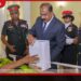 ජාතික රණවිරු දිනයේදී  ආරක්ෂක නියෝජ්‍ය අමාත්‍යවරයා මිහිඳු සෙත් මැදුරේ වීරෝදාර රණවිරුවන් බලන්න යයි