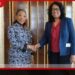 අගමැතිනී හරිනි  ලන්ඩන් නුවරදී  පොදුරාජ්‍ය මණ්ඩලීය මහලේකම්වරිය  හමුවෙයි