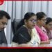 විදේශ රැකියාවල නියුතු දෙමාපියන්ගේ දරුවන්ට මසකට රුපියල් 10,000ක විශේෂ දීමනාවක්