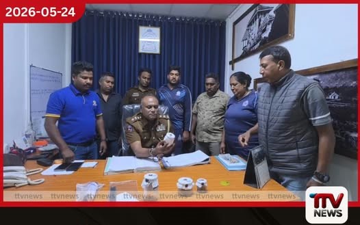 පවුම් 18ක රන් බඩු කොල්ලකා අඹුසැමි යුවළ මැරූ එක්දරු පියා බගවන්තලාව වතුයායක සැඟව සිටියදී පොලිසියට කොටුවේ