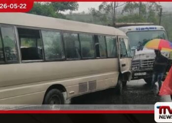 හැටන් – බගවන්තලාව මාර්ගයේදී  පාසල් බස් රථයක් සහ ටිපර් රථයක් ගැටී