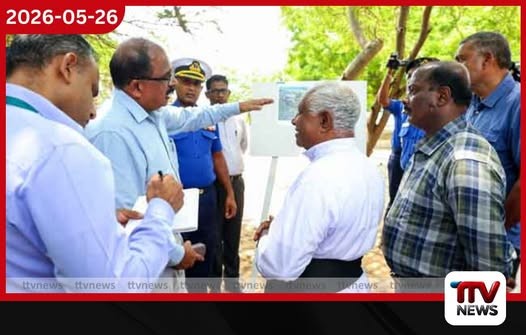 ආරක්ෂක නියෝජ්ය අමාත්යවරයා මන්නාරමේ නාවික හමුදා ස්ථාන සහ ඉඩම් නිරීක්ෂණය කරයි