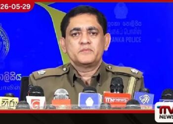 පොලිස් අණ නොතකා යන වාහනවලට එරෙහිව දැඩි බලය භාවිත කරන බව පොලිසිය පවසයි