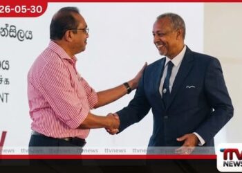 තමාගේ ඉල්ලා අස්වීම  ශ්‍රේෂ්ඨාධිකරණ තීන්දුවක් සමඟ  සම්බන්ධ නැතැයි හිටපු ප්‍රවාහන ලේකම් පවසයි