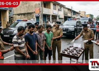රිවෝල්වර 19ක් සමග සැකකරුවන් 04 දෙනෙකු දෙමටගොඩදී අත්අඩංගුවට