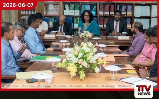විවෘත විශ්වවිද්යාලයේ නවීකරණය සහ අධ්යාපන ප්රතිසංස්කරණ කඩිනම් කිරීමට අග්රාමාත්යවරියගෙන් උපදෙස්