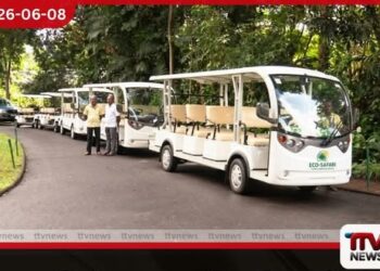 සංචාරක පහසුව වෙනුවෙන් පේරාදෙණිය උද්භිද උද්යානයට රජයෙන් නව විද්යුත් වාහන 10ක්