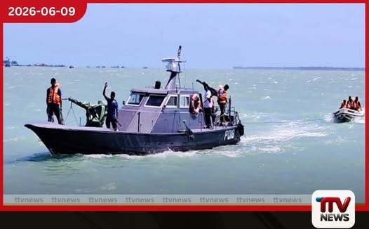 උතුරු මුහුදේ ආපදාවට පත් ධීවර යාත්රාවක් සහ ධීවරයින් තිදෙනෙකු නාවික හමුදාව විසින් මුදා ගනී