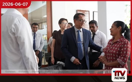 චීනයෙන් පොළොන්නරුවට රුපියල් මිලියන දෙකක රෝද පුටු සහ පාසල් උපකරණ පරිත්යාගයක්