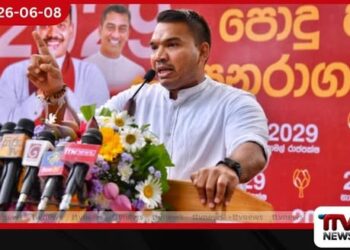 පාස්කු ෆයිල් යටගහපු නිලධාරීන් ආරක්ෂා කරන ගමන් බුද්ධි අංශ නිලධාරින් සිරගත කරනවා