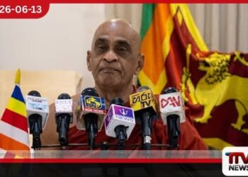වගකීම් ඉටු කරන ගමන් දේශපාලනය කරන හැටි ඉගෙන ගන්න