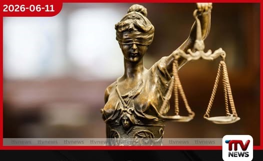 වරාය අධිකාරියෙන් ටෙන්ඩර් දෙකක් ලබා ගැනීමට ලක්ෂ 33 ක් වංචා කරලා: