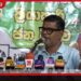 වසන්ත සමරසිංහ දැන් නිකන් විජය කුමාරතුංග වගේ රටට කෙසේවෙතත්  ඒ ගොල්ලන්ට නම් ආර්ථික සංවර්ධනය ඇවිල්ලා