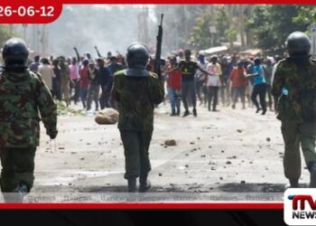 කෙන්යාවේ ඉබෝලා නිරෝධායන මධ්යස්ථානයට එරෙහි විරෝධතාව අතරතුර 17 හැවිරිදි තරුණයෙක් ජීවිතක්ෂයට