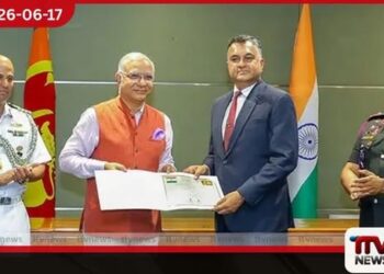ඇමරිකානු ඩොලර් මිලියන 5කට අධික වටිනාකමකින් යුත් යුධ උපකරණ තොගයක් ඉන්දියාවෙන් ශ්රී ලංකා යුද්ධ හමුදාවට පරිත්යාග කෙරේ