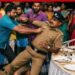 මංගල සාදයේ ගුටිකෙළිය නවත්තන්න ගිය OIC ඇතුළු නිලධාරීන්ට හොඳටම ගහලා…