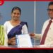 සංඥා භාෂා පරිවර්තකයන් සඳහා පත්වීම් ලිපි ප්රදානය කෙරේ