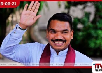 ලෝක වෙළඳපොලේ  තෙල් මිල අඩු වුණත්  මෙරට මිල වැඩි කරන්නේ  ආණ්ඩුවේ නොහැකියාව නිසයි