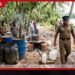 ගිංඔය අසල මහා පරිමාණ නීතිවිරෝධී මත්පැන් ජාවාරමක්… ගෝඩා ලීටර් 4860ක් සමඟ සැකකරුවන් දෙදෙනෙකු අත්අඩංගුවට