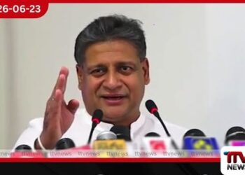 ආණ්ඩුවේ දේශපාලන නාඩගම් නිසා  ලංකාව ලෝකය ඉදිරියේ විහිළුකාරයෙක් වෙලා