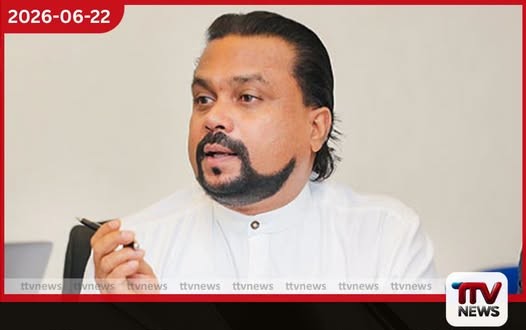 ඉවත දමන කෙසෙල් ගස්වලින් ඇඟළුම් හදන්න මුල් ගල තිබ්බේ