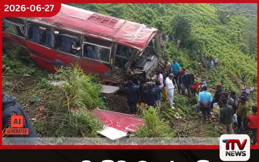 කොළඹ සිට බදුල්ල ගිය ලංගම බස් රථයක් අඩි 20ක ප්රපාතයකට පෙරළී 40කට තුවාල