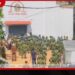 අධිවේගී මාර්ගයේ නතර කර තිබූ ප්රයිම් මුවර් රථයක ලොරි රථයක් ගැටෙයි