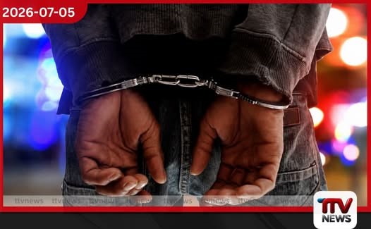 කිරිබත්ගොඩදී රුපියල් ලක්ෂ ගණනක තීරුබදු රහිත දුම්වැටි සහ මත්පැන් සමග සැකකරුවෙකු කොටු වෙයි