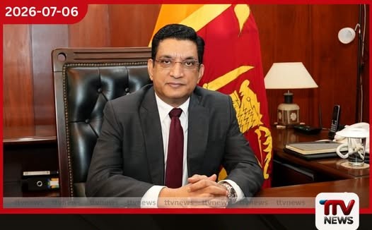 දේශපාලන ප්රතිවාදීන් පස්සේ පන්නන්න ගිහින් රජය රටේ ප්රශ්න අමතක කරලා