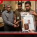ව්යාජ විදේශ ගමන් බලපත්ර ලබා දීමට සහාය දුන් ආගමන විගමන නියෝජ්ය පාලකවරයෙකු අත්අඩංගුවට