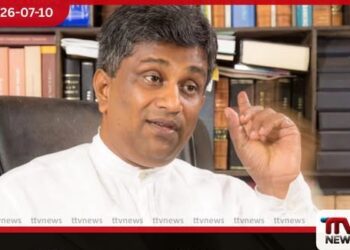 ළමයි හදන්න දිරිමත් කරන්න  අම්මටයි තාත්තටයි  දෙන්නටම නිවාඩු දෙන්න ඕනේ