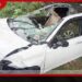 රියැදුරුට නින්ද යෑමෙන් පුංචි හල්මිල්ලෑවේදී මෝටර් රථයක් බෝක්කුවක වැදී පෙරළෙයි