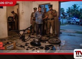 සොරාගත් යතුරුපැදිය කොටස් කර විකිණීමට සූදානම් වූ විශ්රාමික නාවික සෙබළෙක් අත්අඩංගුවට