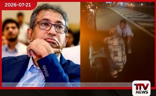 අධිවේගයේ වේගයෙන් යද්දී වාහනයේ ටයරය පුපුරලා…