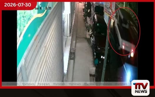 ලිදුල නගරයේ වාහන කිහිපයක් අනතුරට ලක් කර පලා ගිය බොලරෝ කැබ් රථයක් සොයා පොලිස් පරීක්ෂණ