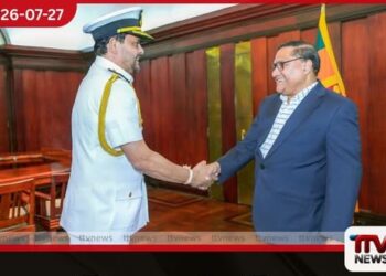 නාවික හමුදාධිපති  විදේශ කටයුතු, විදේශ රැකියා සහ  සංචාරක අමාත්‍යතුමා හමුවෙයි
