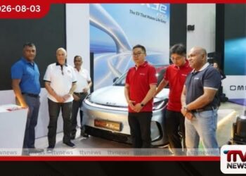 ඩේවිඩ් පීරිස් ඔටෝමොබයිල්ස් BAIC X3e ඉලෙක්ට්රික් මෝටර් රථය ශ්රී ලංකාවට හඳුන්වා දෙයි