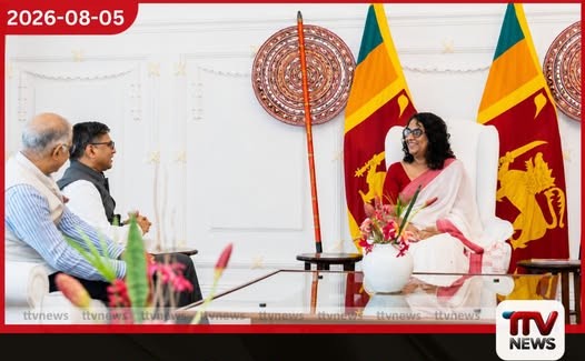 ඉන්දීය විදේශ ලේකම් සහ අග්රාමාත්ය ආචාර්ය හරිනි අමරසූරිය අතර අරලියගහ මන්දිරයේදී විශේෂ හමුවක්