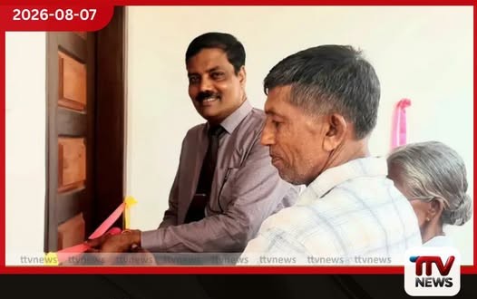 දිට්වා සුළි කුණාටුවෙන් පූර්ණ නිවාස හානි වූ ගල්නෑවේ පවුලක් වෙත නව නිවසක්