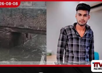 දිල්ලියේ දැඩි වර්ෂාව අතරතුර කාණුවකට වැටී 18 හැවිරිදි තරුණයෙක් අතුරුදන්