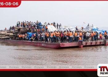 ඉබෝලා රෝග ලක්ෂණ පෙන්නුම් කළ මගියෙක් හේතුවෙන් කොංගෝවේදී නෞකාවක් පරීක්ෂාවට
