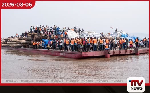 ඉබෝලා රෝග ලක්ෂණ පෙන්නුම් කළ මගියෙක් හේතුවෙන් කොංගෝවේදී නෞකාවක් පරීක්ෂාවට