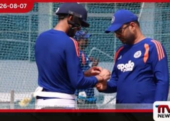 ඉන්දීය ටෙස්ට් නායක ශුබ්මන් ගිල්  ආබාධයකට ලක් වෙයි