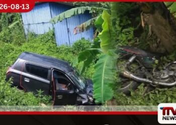 මාතර නාදුගල වේල්ල අසල මෝටර් රථයක් සහ යතුරුපැදියක්  ගැටී වාහන දෙකම කැලයට විසිවෙයි