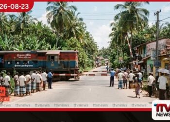 අලුත්ගම දුම්රිය හරස් මාර්ගයේ සිදුවූ අනතුරකින් පුද්ගලයෙක් ජීවිතක්ෂයට