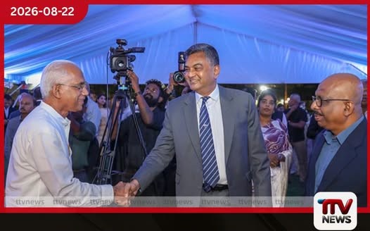 ඉන්දීය මහකොමසාරිස්වරයාගේ නිල නිවසේ පැවැති පිළිගැනීමේ උත්සවයට ආරක්ෂක ලේකම් සහභාගී වෙයි